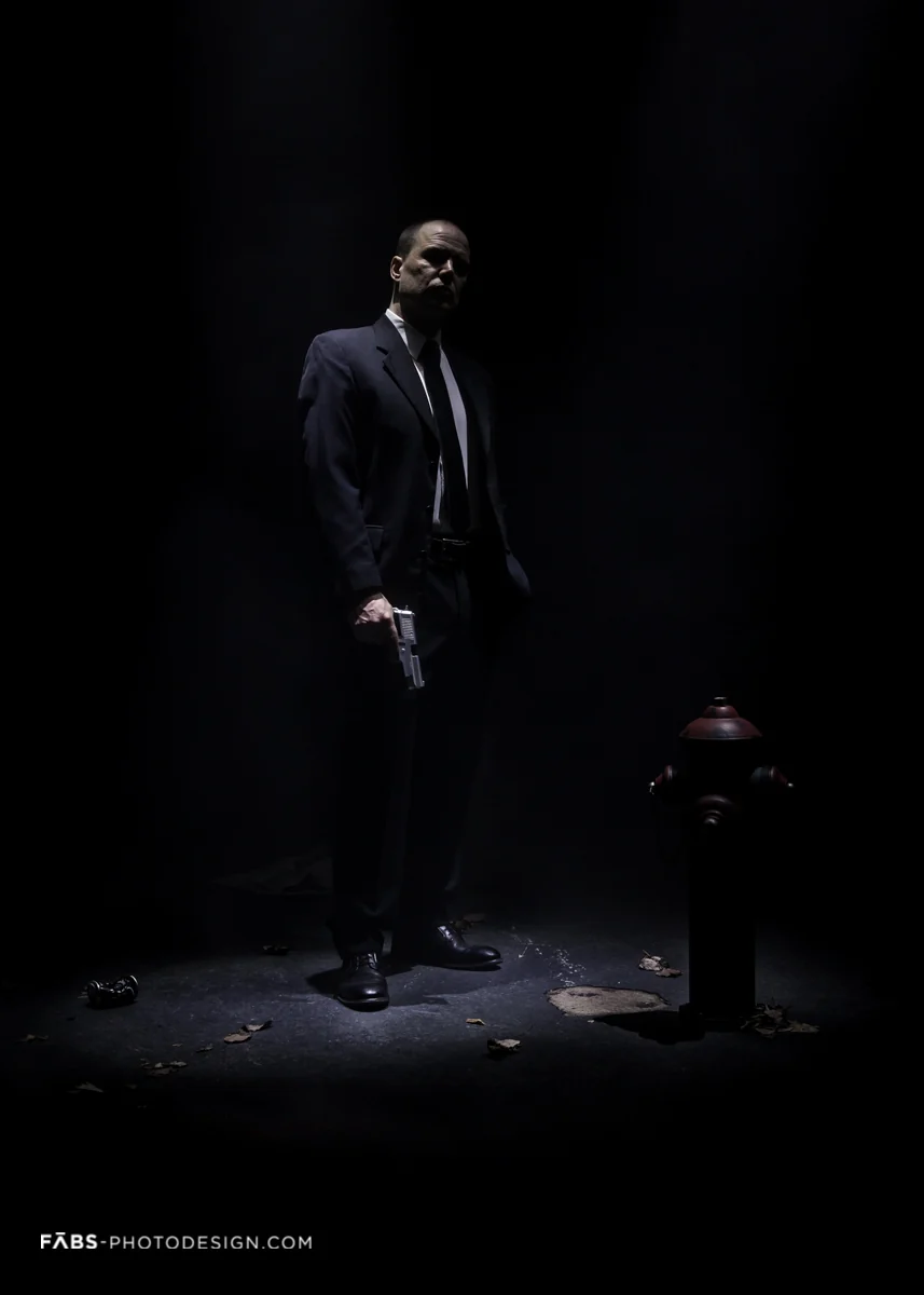 Dunkles Studio-Portrait
